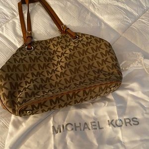 Michael Kors purse with dust bag